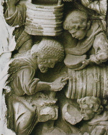 Рельеф «Бочары» главного портала собора Сан-Марко