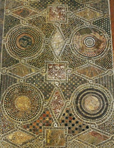 Фрагмент мозаичного пола собора Сан-Марко в технике «opus sectile»