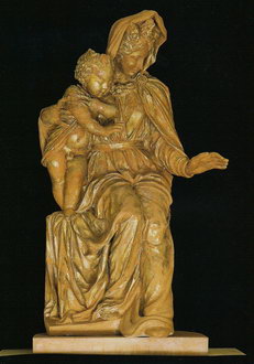 Позолоченная статуя «Мадонна с Младенцем» работы Якопо Сансовино, Музей Сан-Марко