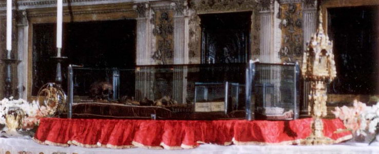 Выставление мощей Святого Антония Падуанского в соборе Сан-Антония в 1981 году