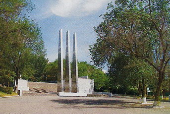 Мемориальный комплекс в честь героев гражданской и Великой Отечественной войн