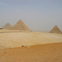 Смотровая площадка на пирамиды