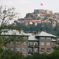 Виды на город и крепость Кале из парка Генчлик в Анкаре