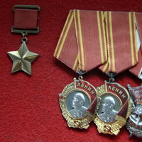 Советские ордена и медали в музее Сталинградской битвы в Волгограде
