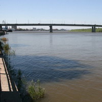 Мост через Волгу в Астрахани