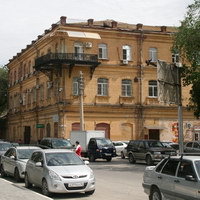 Улица Урицкого в Астрахани