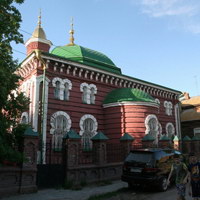 Центральная Красная мечеть в Астрахани