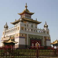 Буддийский храм-хурул Золотая обитель Будды Шакьямуни в Элисте