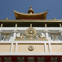 Буддийский храм-хурул Золотая обитель Будды Шакьямуни