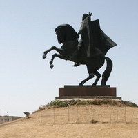 Памятник генералу О.И.Городовникову в Элисте