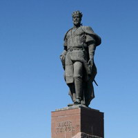 Памятник Амиру Тимуру в городе Шахрисабз
