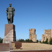 Памятник Амиру Тимуру в городе Шахрисабз