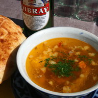Узбекская кухня - суп-шурпа и самаркандская лепёшка