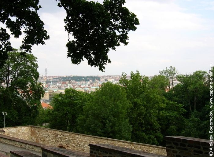 Вид на Прагу из Королевских садов