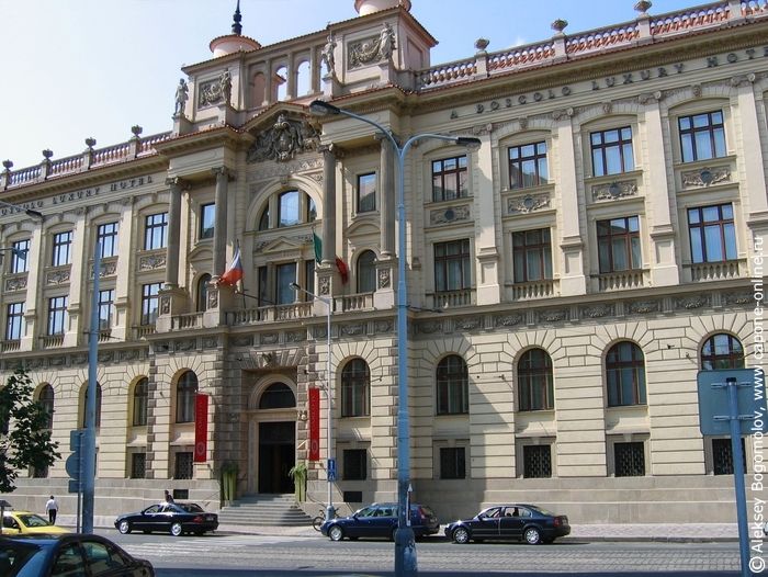  Carlo IV A Boscolo Luxury Hotel   
