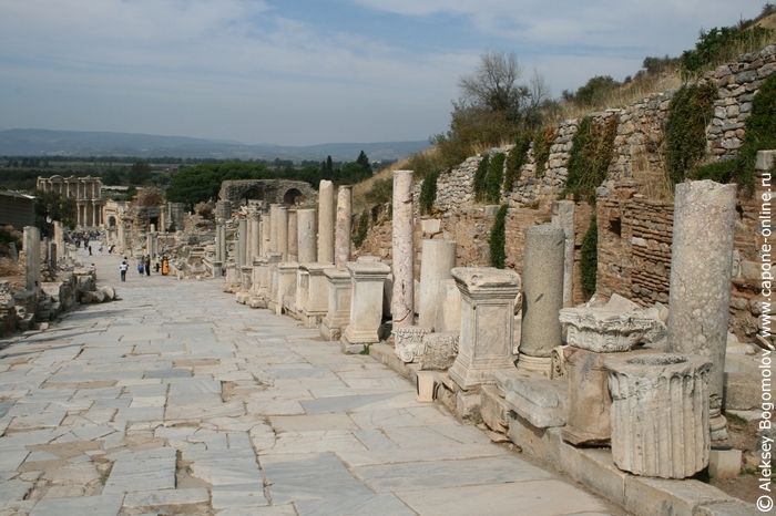 Проспект Куретов в Эфесе
