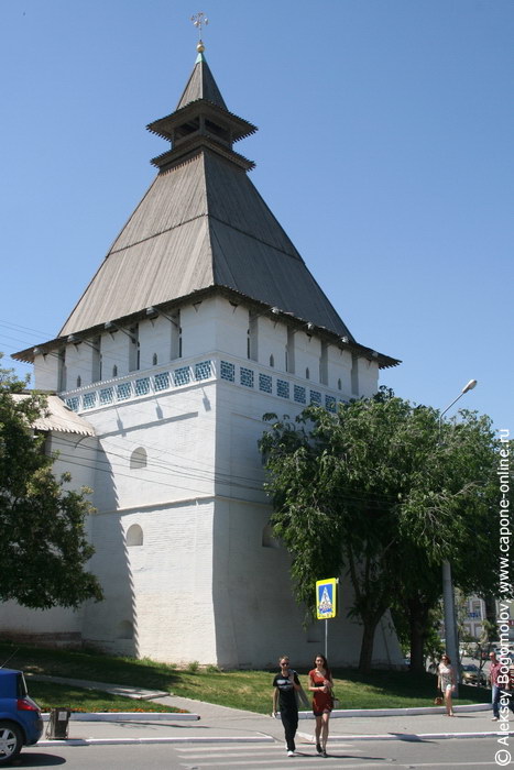 Артиллерийская или Пытошная башня Астраханского Кремля в Астрахани