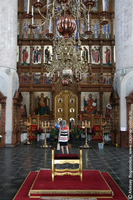 Интерьеры Успенского собора Астраханского Кремля в Астрахани