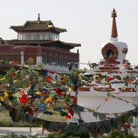 Буддийский монастырь Геден Шеддуп Чой Корлинг фото